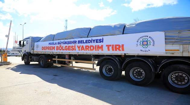 <strong>Büyükşehir Belediyesinin Yardım Tırları Yola Çıktı</strong>