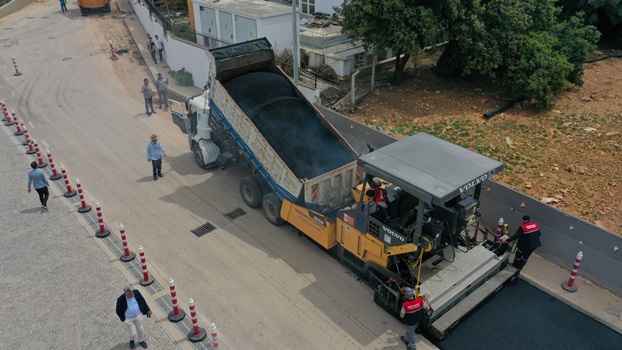 Belediye,Asfaltlama Çalışmalarını Sürdürüyor