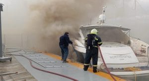 Büyükşehir Acil Müdahale Teknesi’nden Yat Yangınına Hızlı Müdahale