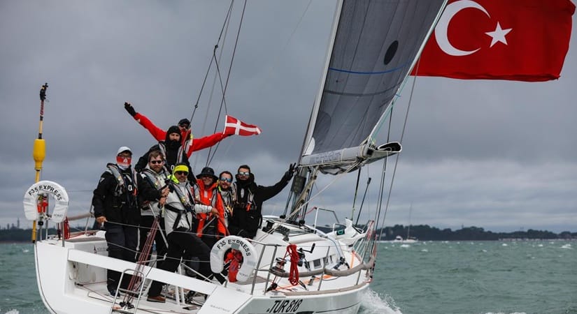 Yüz Yıllık ROLEX Fastnet Yarışında İlk Türk Takımı