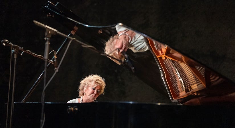 Gümüşlük Festivali Gülsin Onay Konseriyle Son Buldu