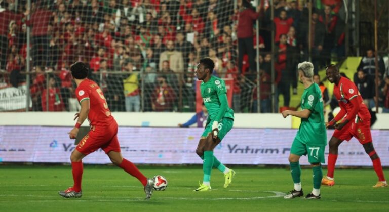 Sipay Bodrum FK Evinde Berabere Kaldı