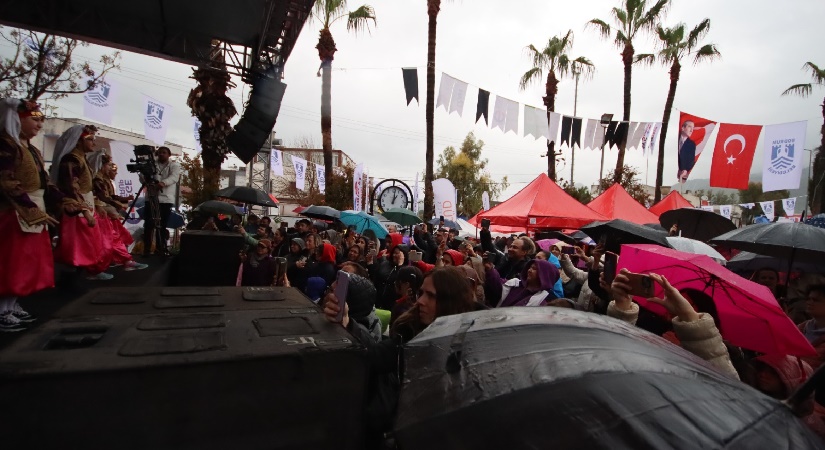 Bodrum Acı Ot Festivali Başladı: Yağmura Rağmen Yoğun İlgi