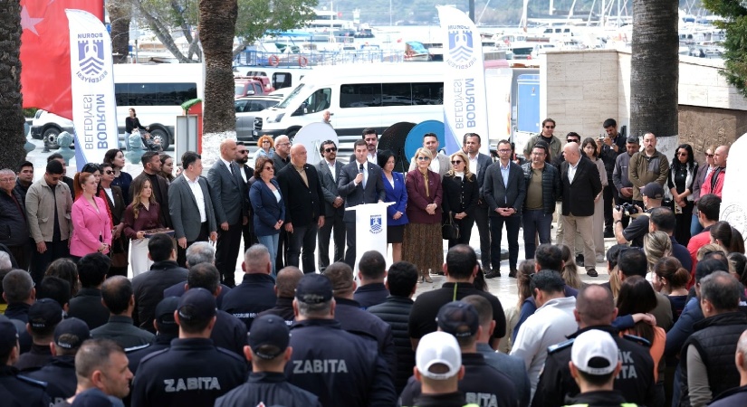 Başkan Tamer Mandalinci Belediye Personeli ile Bayramlaştı