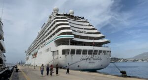 Crystal Serenity Bodrum Limanında