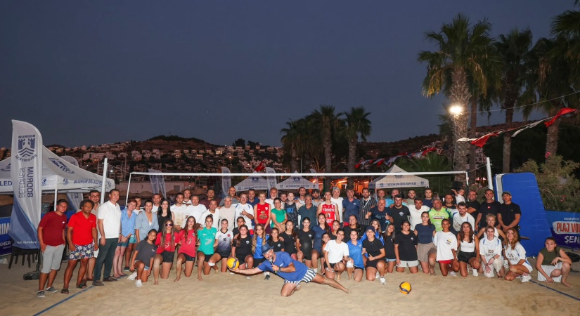 Plaj Voleybolu Şenliği Gündoğan’da Tamamlandı