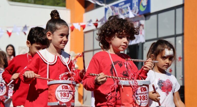 Muğla’da Cumhuriyet Çocukların Hayalleriyle Renklendi